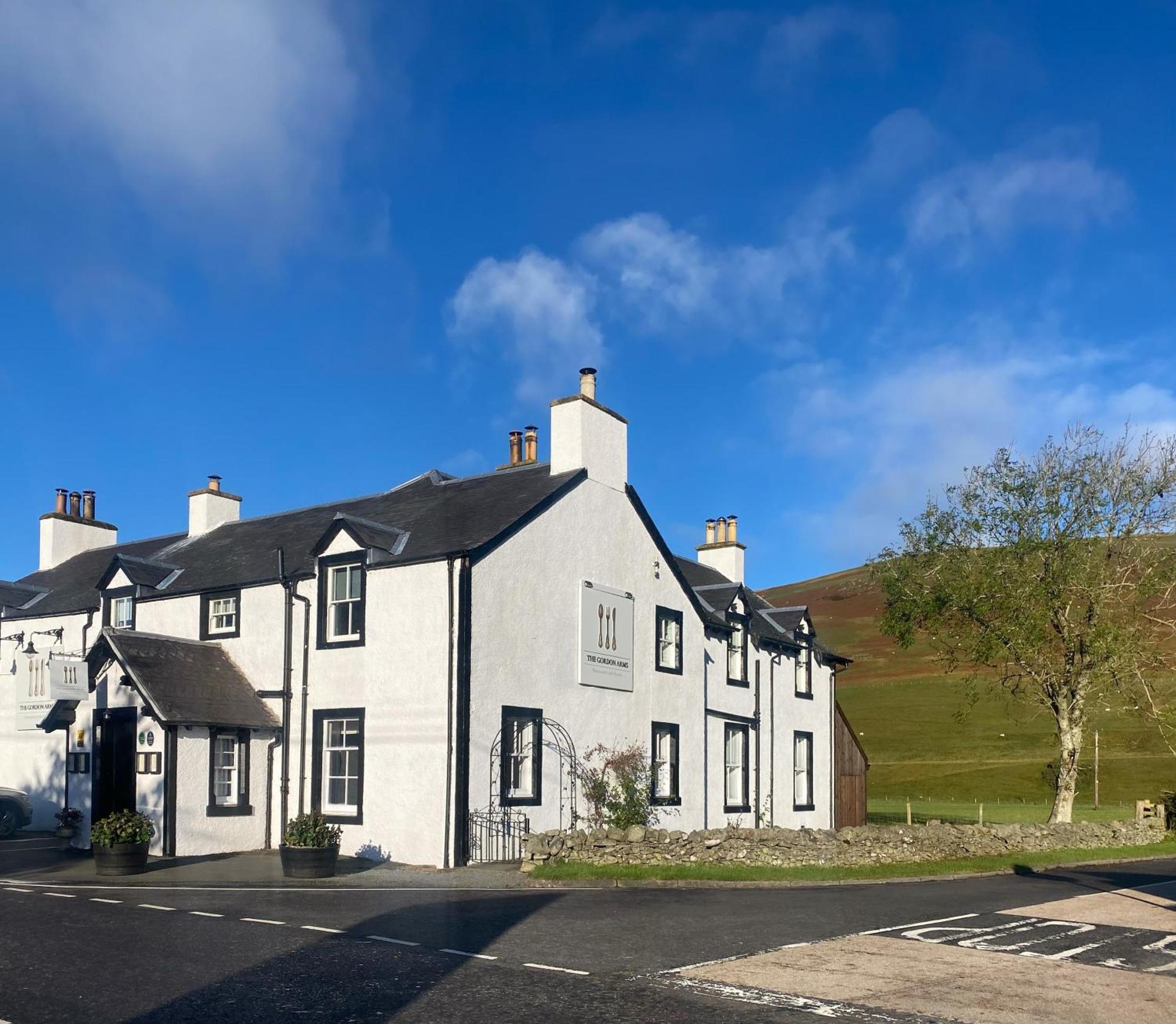 The Gordon Arms Restaurant With Rooms Yarrow Eksteriør bilde
