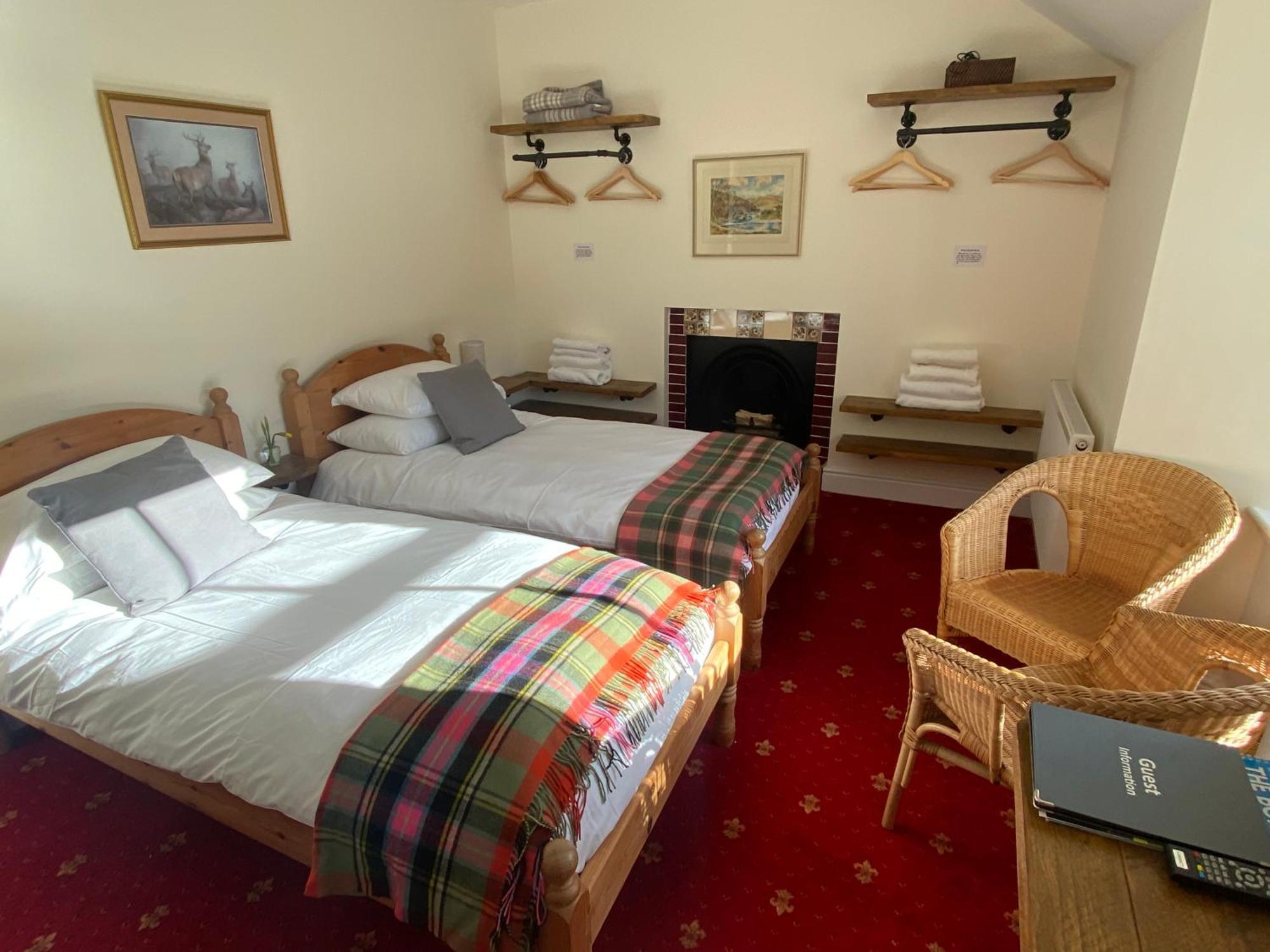 The Gordon Arms Restaurant With Rooms Yarrow Eksteriør bilde