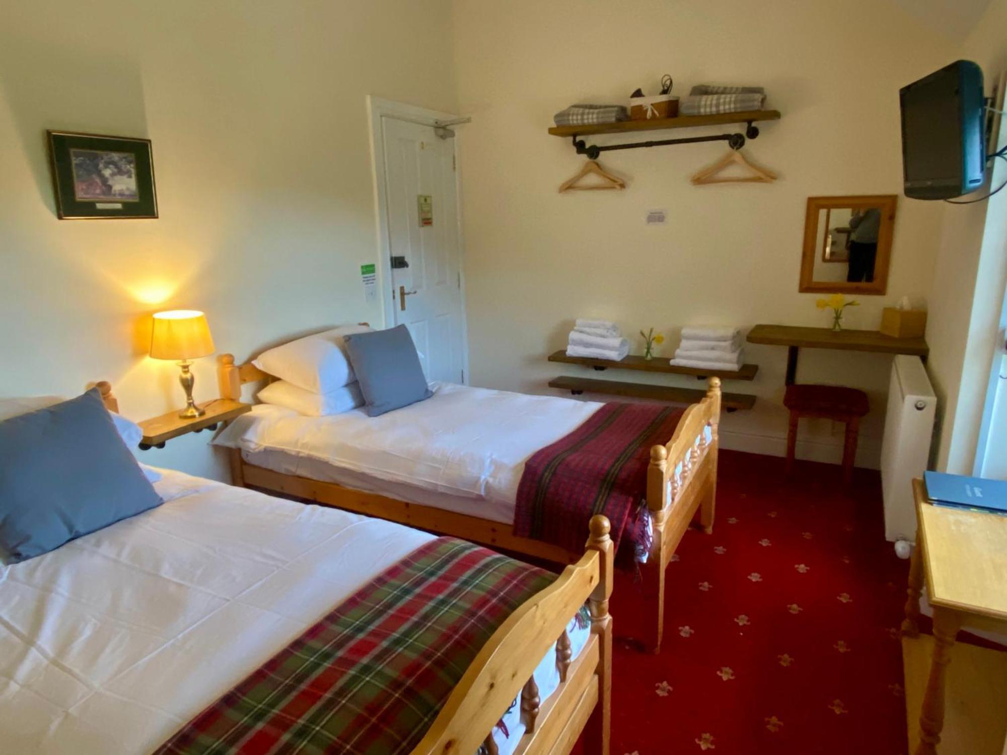 The Gordon Arms Restaurant With Rooms Yarrow Eksteriør bilde